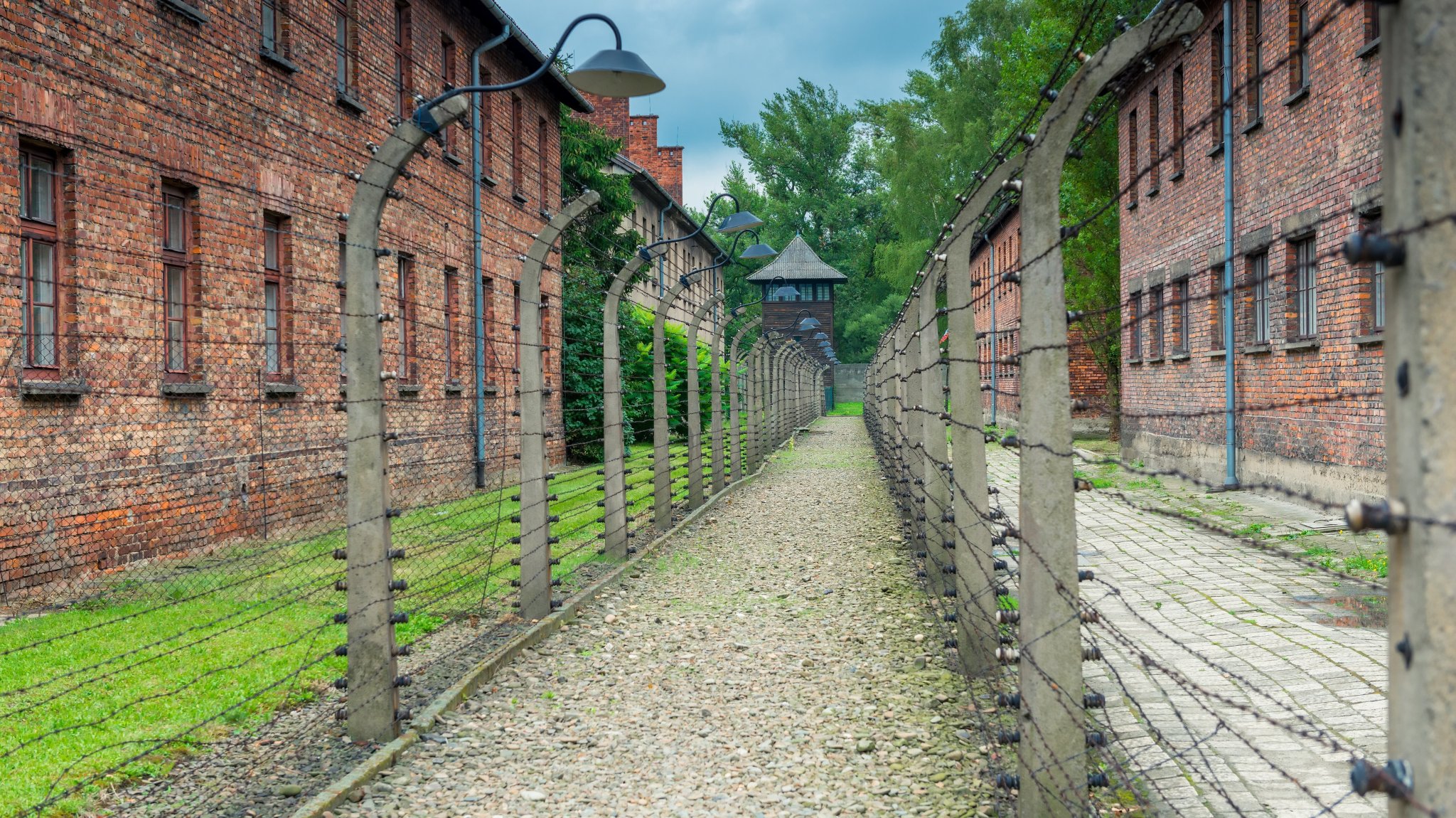 Holocaust-Gedenken: Warum #niewieder viel zu wenig ist