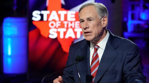 Texas Wants to Ban Facebook and Twitter ... From Banning