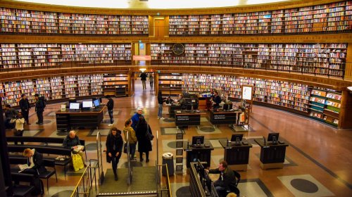 Montreal Libraries Will Be Able to Kick Out People for Smelling Bad