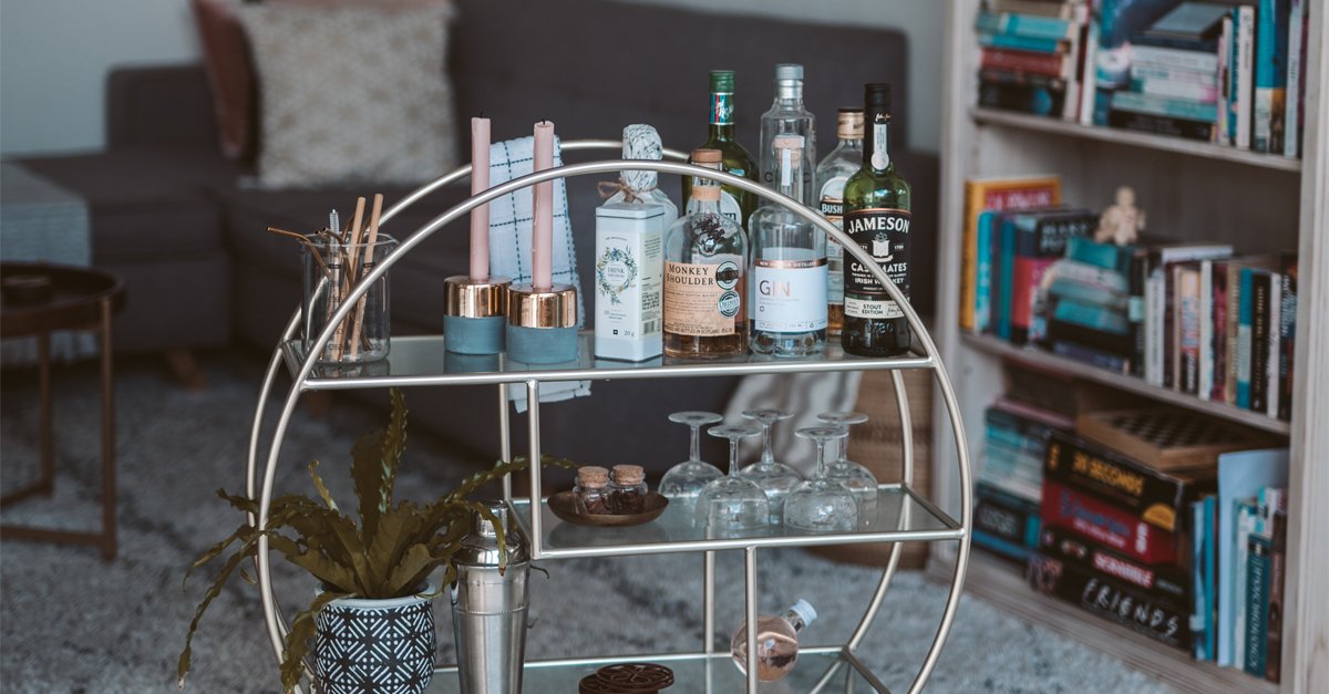 6 Tips to Becoming a Better Home Bartender, According to Bartenders