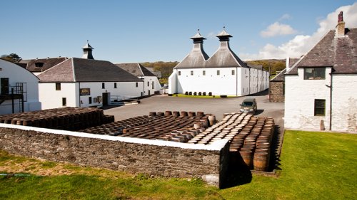 Peated Scotch Whisky, A Beginners Guide