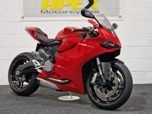 Celebrate The Dying Superquadro V-Twin With An £8,500 Ducati Panigale 899