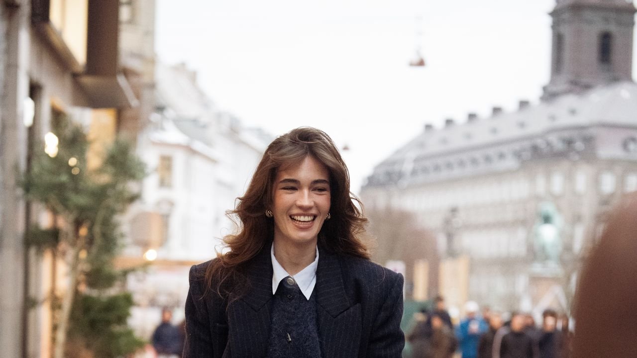 ’70s Printed Trousers Are Back – Here’s How To Wear Them This Autumn