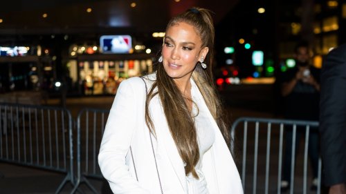 Jennifer Lopez Tries An Unexpected Winter Nail Colour
