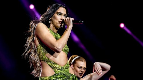 Dua’s New Tour Look Is All Sequins And Sass