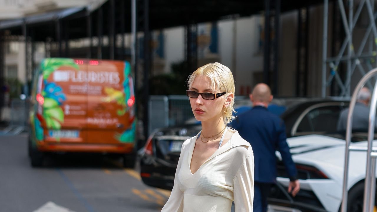 How To Wear Ballet Sneakers This Summer, According To The A-List