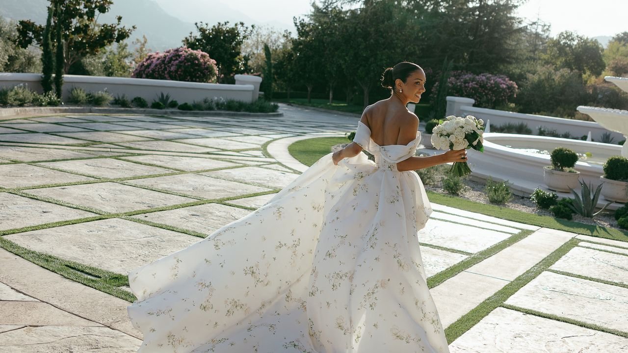 The Wedding Trends That Are In – And Out – For 2025