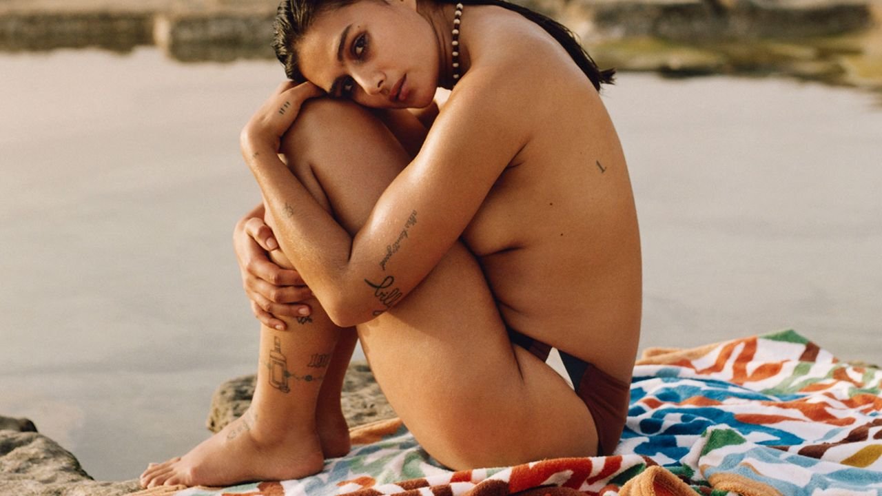 How To Wear The Trending No-Polish Pedicure This Summer
