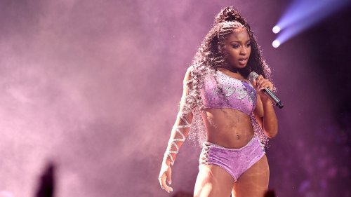Normani Didn't Let a Wardrobe Malfunction Mess Up Her Jaw-Dropping VMAs Performance