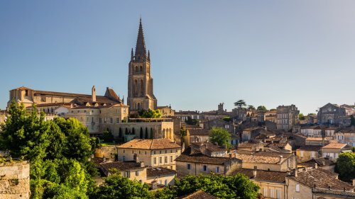 A Guide To Saint-Émilion, The Bordeaux Wine Town To Visit This Autumn