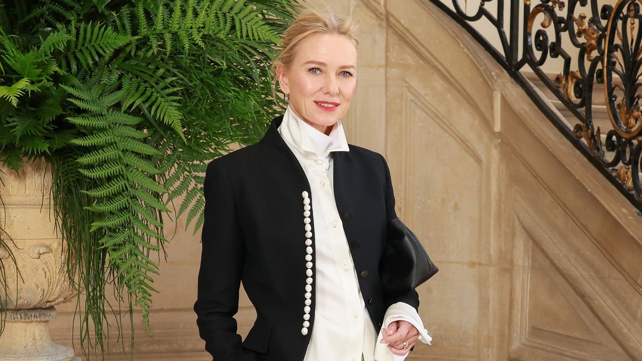 Naomi Watts’s Blurred Lip Proves The Trend Works At Any Age