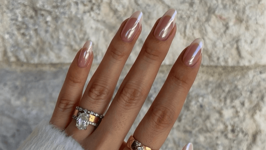 Order Up! Vanilla Latte Glaze Nails Are Your Next Mani Fix