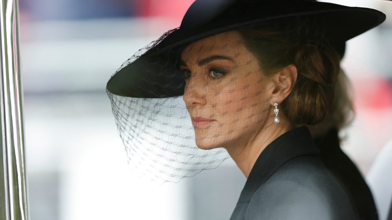 What's With Those Kate Middleton Rumors? - cover