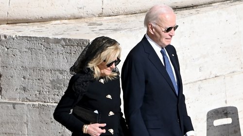 Pope Francis’s Funeral: The Powerful and the Pilgrims Gather, and Their Mourning Clothes Tell a Story