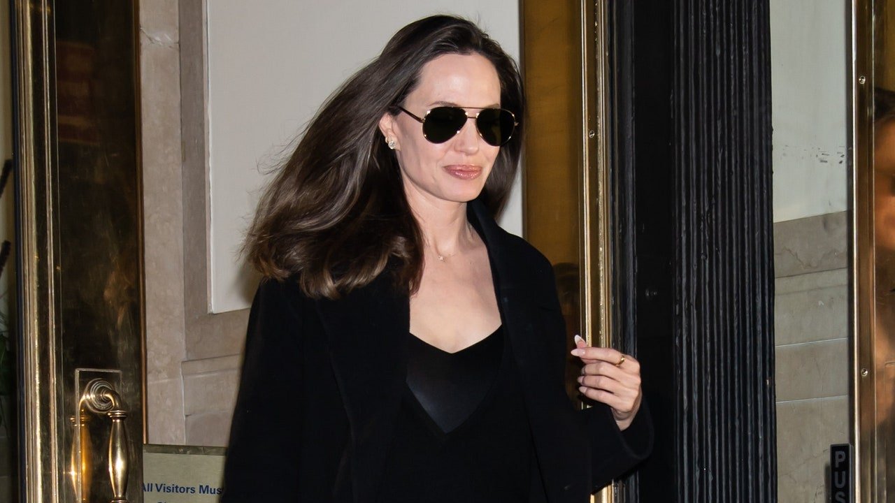 Angelina Jolie revisits her 1990s blonde era by showing off newly dyed  tresses