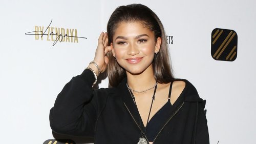 Zendaya’s Valentine’s Day Plans Include Makeup With Mom