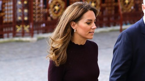 Kate Middleton’s Take on High-Low Dressing? A $50 Sweater and a Chanel Bag