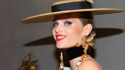 The Beauty at the Schiaparelli Couture Show Played With Shadow and Shine