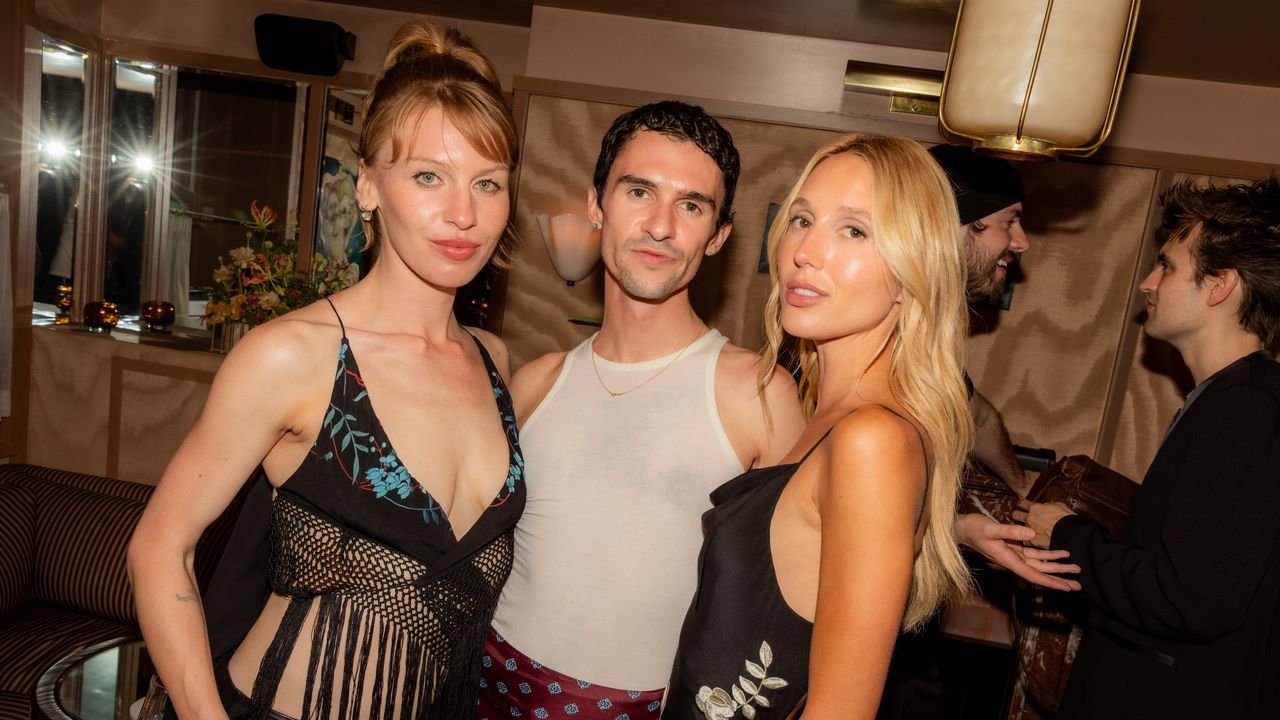 Post-Show, Conner Ives and his Dolls Partied Past 2 A.M. at People’s