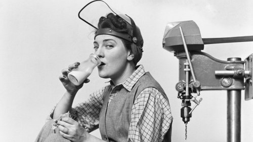 I Drink a Glass of Kefir Every Day—Here’s What I’ve Noticed
