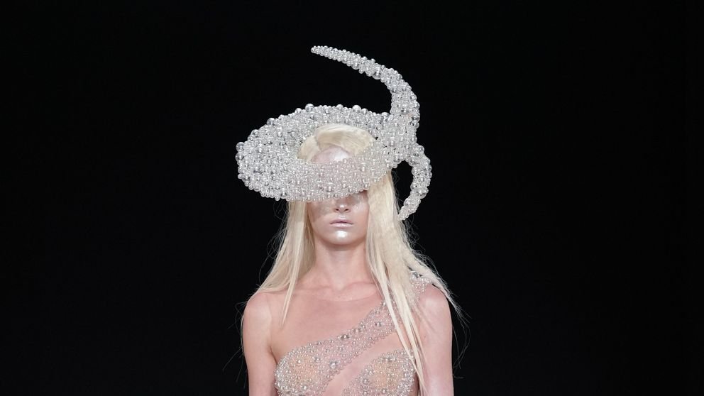 Iris van Herpen Fall 2026 Couture Collection