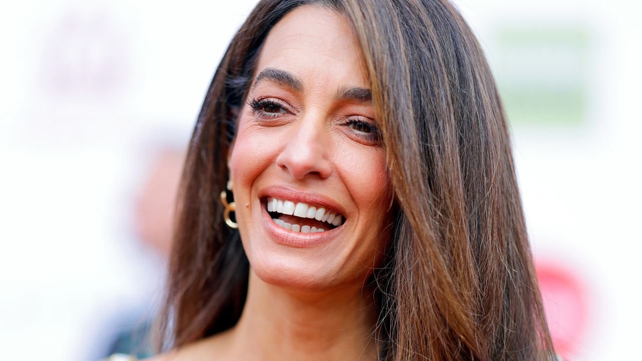 Golden Hour Brunette Is Summer’s Glossiest Hair Color Trend