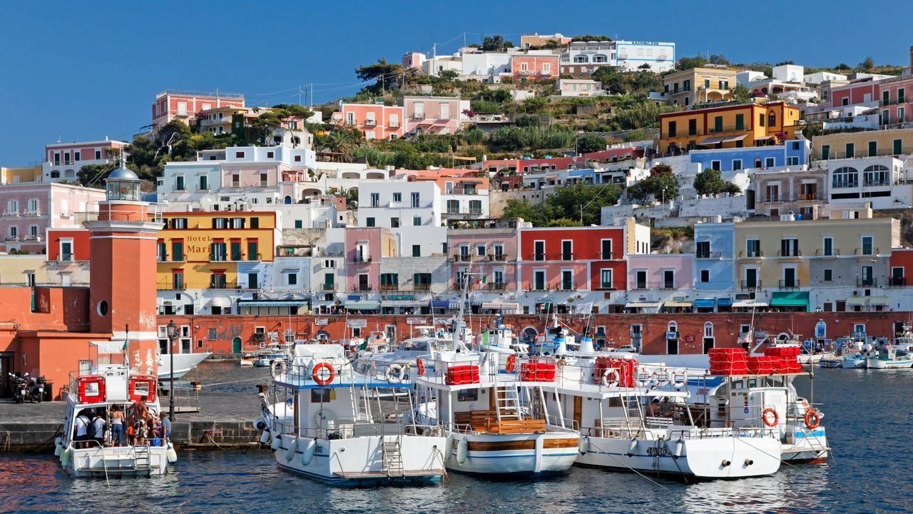 Olvídate de la Costa Amalfitana: esta encantadora isla italiana sí que merece una visita