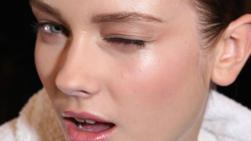 Sérum Mizon Collagen 100 : ce produit coréen pour le visage contient 90 % de collagène