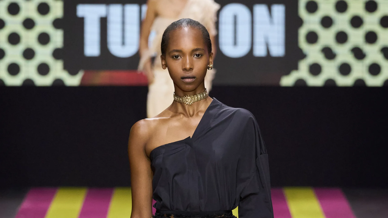 Dior confirme le retour de cette tendance star des années 1990