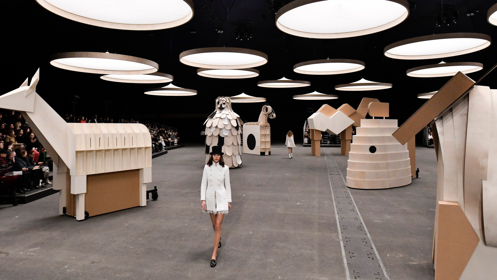Ce qu'il faut retenir du défilé Chanel haute couture printemps-été 2023