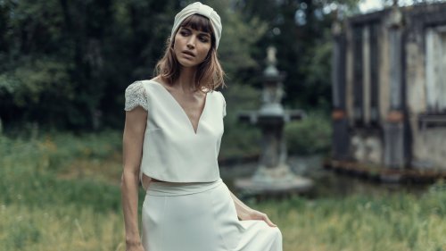 “Féminine, délicate, élégante"… Laure de Sagazan décrit en 3 mots les robes de mariée de sa collection 2022