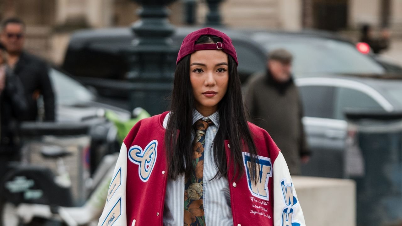 Jeux Olympiques : inspirez-vous du meilleur du street style pour adopter le combo bleu, blanc, rouge