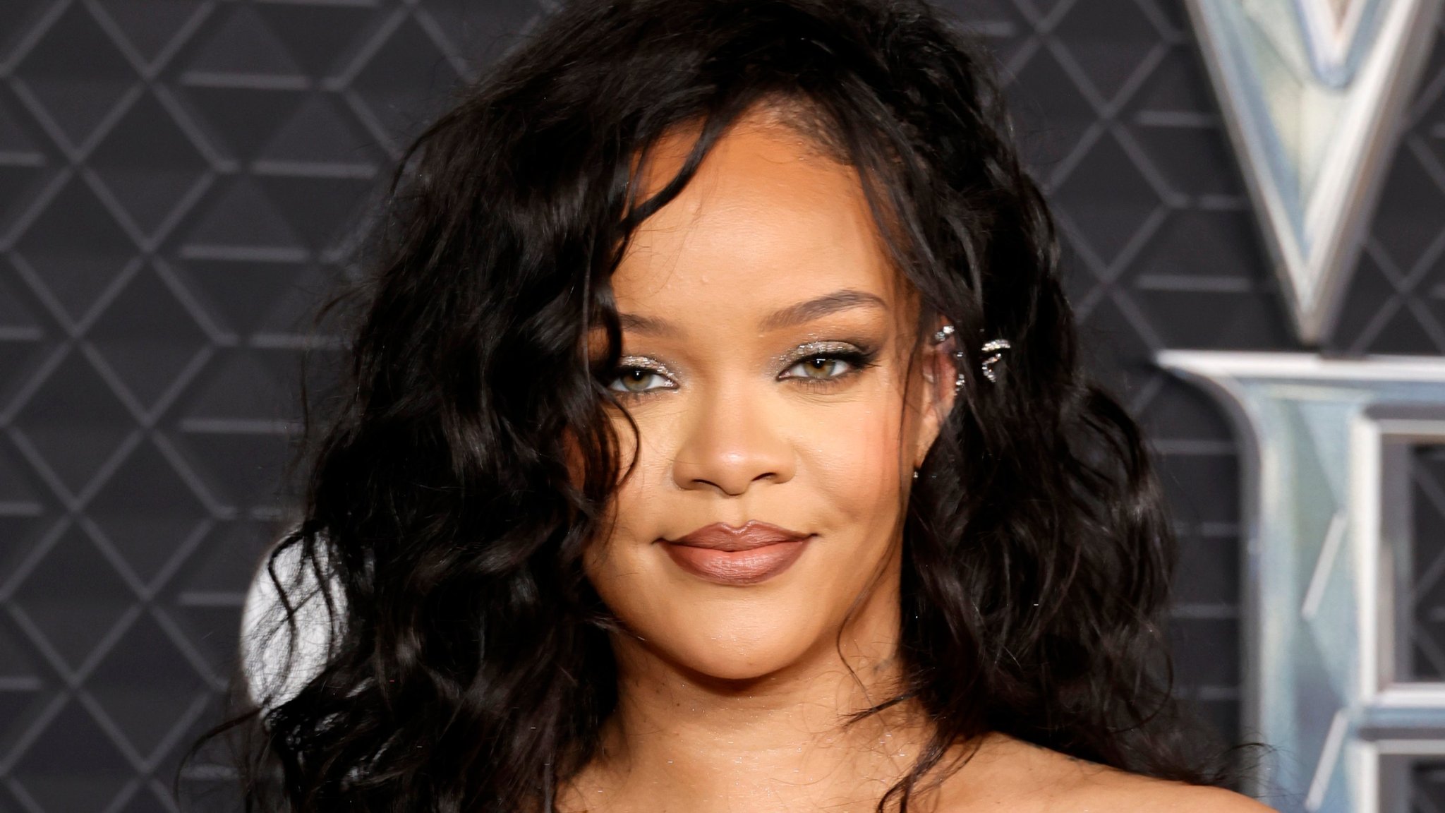 Rihanna est nommée aux Oscars pour la toute première fois grâce à son titre Lift Me Up