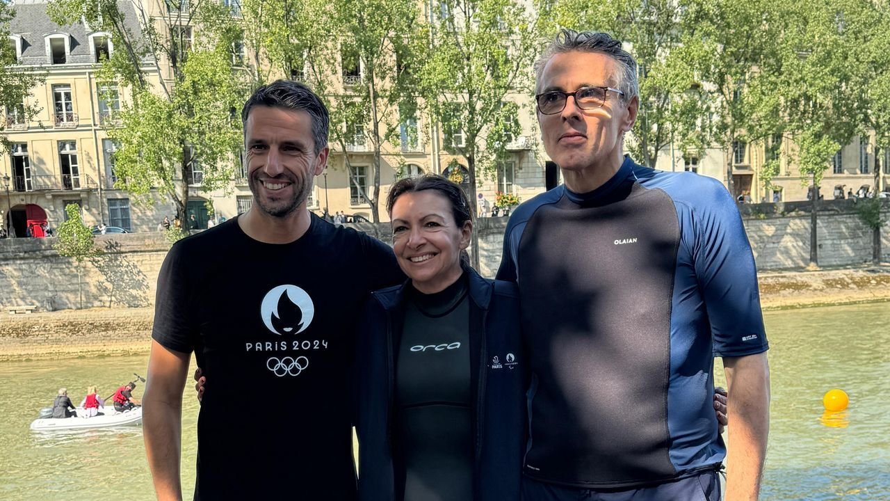 À 9 jours des Jeux olympiques de Paris 2024, Anne Hidalgo s'est baignée dans la Seine