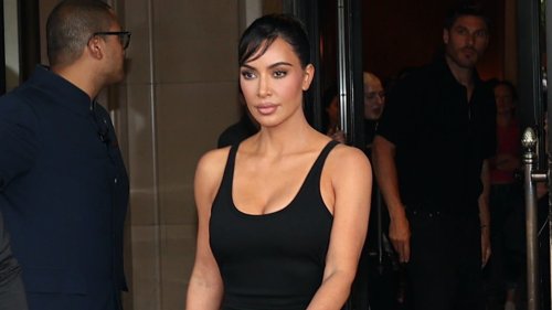 Kim Kardashian ose le string apparent à New York