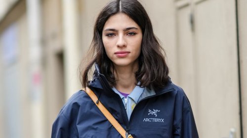 Storia di Arc'teryx e della sua iconica Alpha SV, la giacca tecnica creata per l'alpinismo che ha conquistato anche lo streetwear