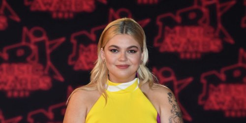 Louane va dévoiler sa chanson pour l'Eurovision ! Pourquoi a-t-elle choisi la mi-temps du match de rugby France-Écosse au Stade de France ?