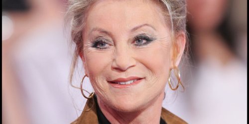 “Ça me révolte” : Sheila défend Brigitte Macron face à ceux qui affirment qu’elle est un homme