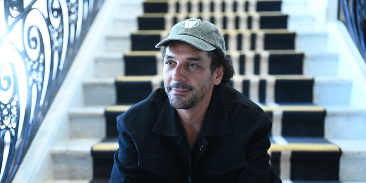 "J'ai déjà des regrets" : Tomer Sisley révèle ce à quoi il a dû "renoncer" pour être présent pour ses enfants