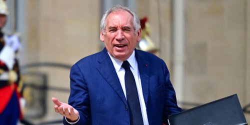 François Bayrou et l'Affaire Bétharram : le collectif de victimes sort l'artillerie lourde et produit un document qui contredit le Premier ministre !
