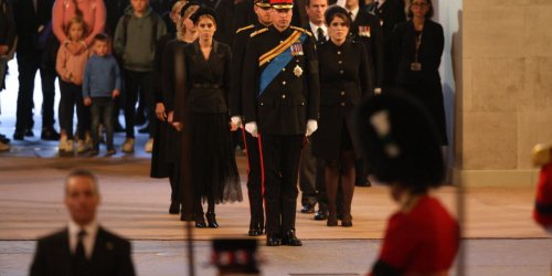 Elizabeth II : le gros moment de solitude vécu par un membre de la famille royale pendant sa veillée funèbre en 2022
