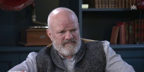 Cauchemar en cuisine : Philippe Etchebest touché par le témoignage poignant d'Alexandre, victime de harcèlement (ZAPTV)