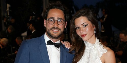 Émilie Broussouloux enceinte : baby bump en évidence, la femme de Thomas Hollande profite d'un moment à la plage avec ses deux enfants