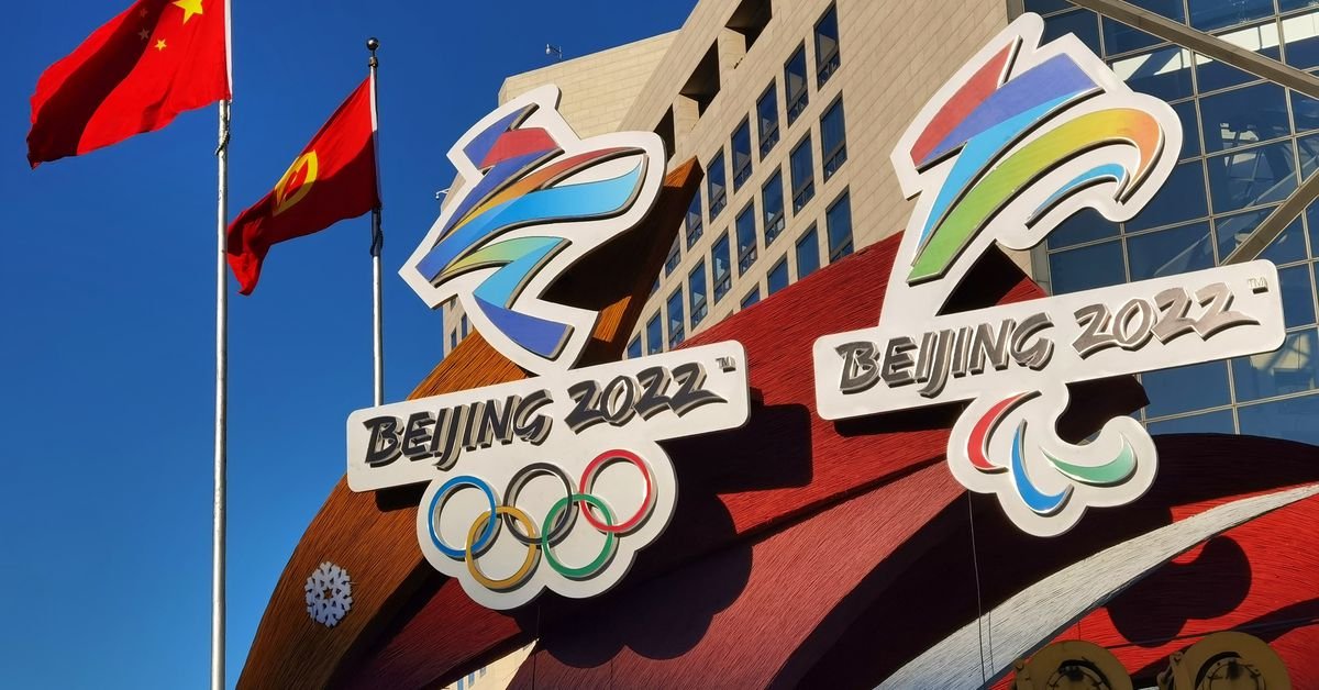 US athletes told to use burner phones at Beijing Winter Olympics