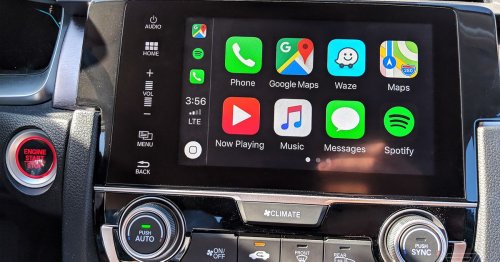 Apple CarPlay will let you pay for gas from your driver’s seat