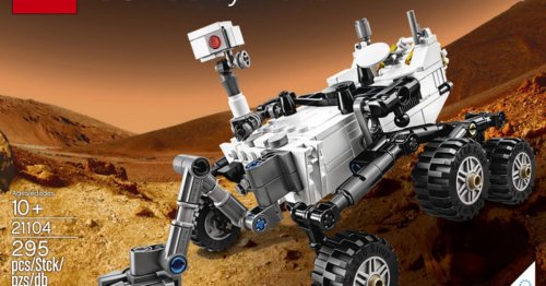 Mars Curiosity Rover becomes a Lego set, while real rover wheels suffer damage