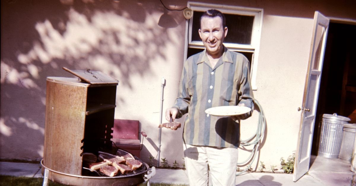 How the Portable Grill Turned Barbecue Into a Backyard Tradition Across America