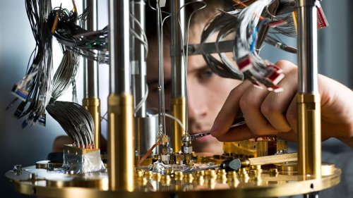 Here's your chance to understand quantum computing