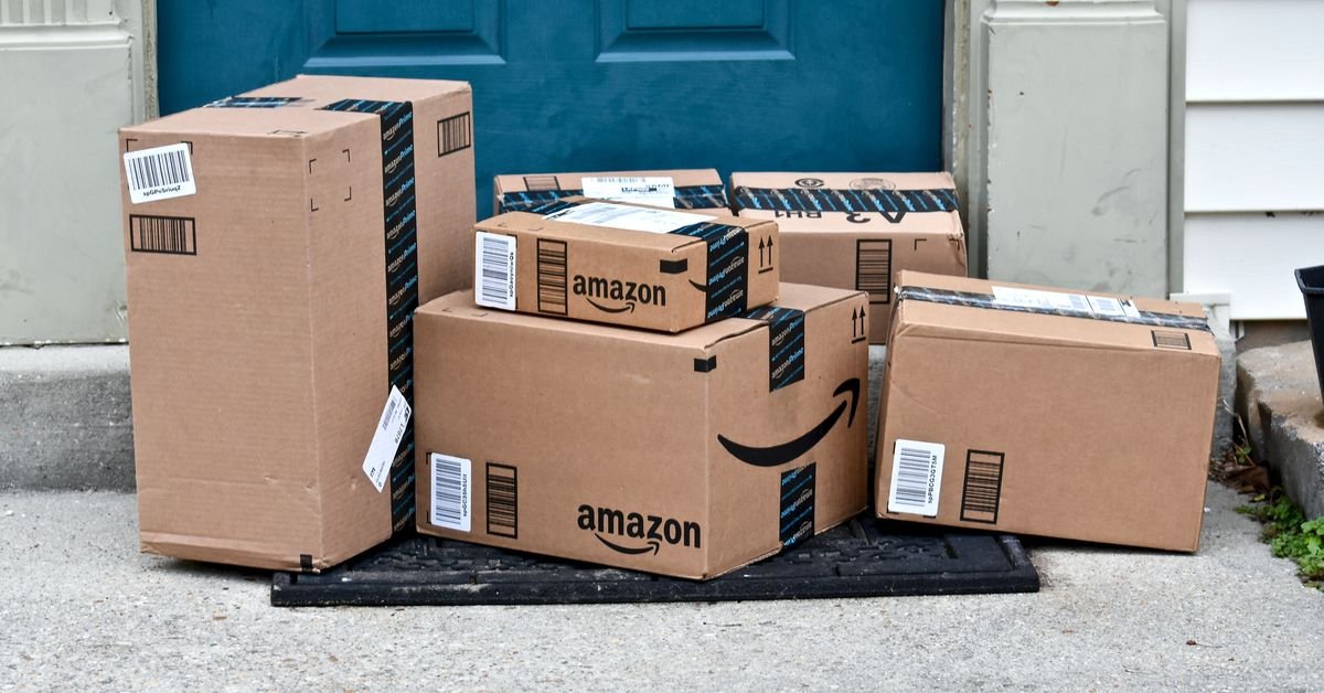 Amazon internal messages show the FTC is prodding the tech giant to punish fake-review schemers