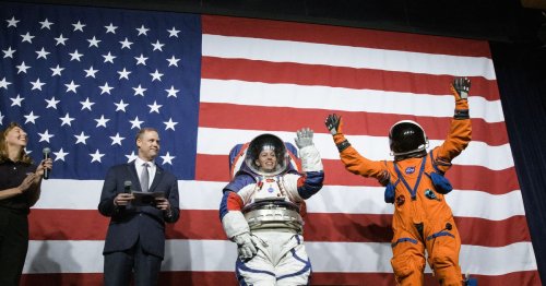 NASA’s new space suits are delayed, making a 2024 Moon landing "not feasible"